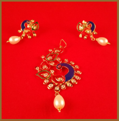 Gold plated Peacock Full Pendent set with Earrings