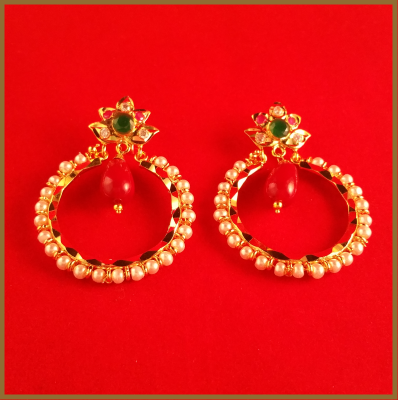 Gold Plated Earrings with star and pearl